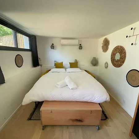 Appartement Magnifique cocon sous les chênes à Saint-Martin-de-Londres Extérieur photo